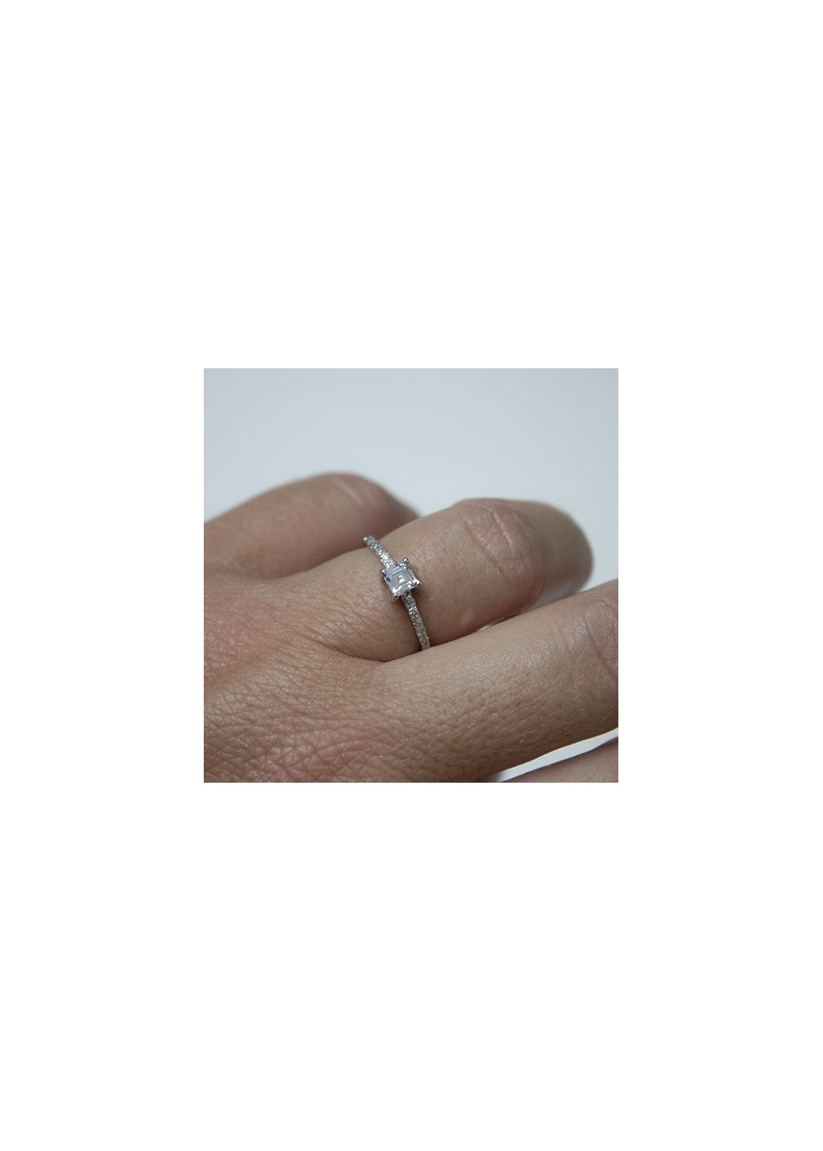 Anillo en plata Carr Blanca Silver