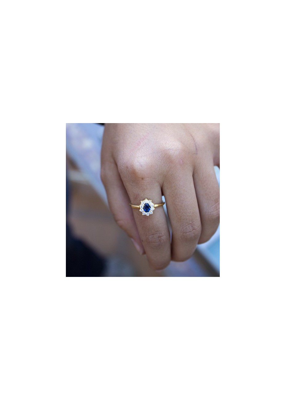 Anillo en Plata Sissi en Zafiro Sintético y Circonita Blanca Gold