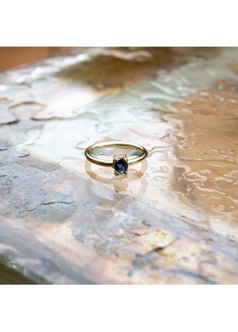 Anillo en Plata Uno Zafiro...