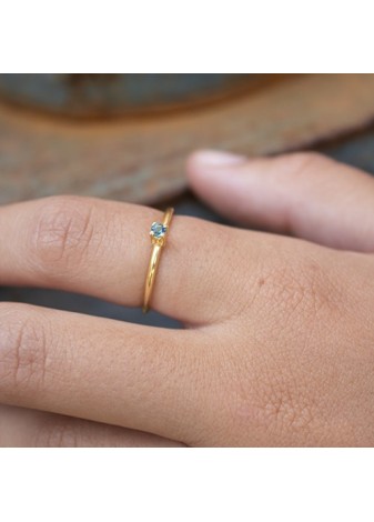 Anillo en Plata Chatón...