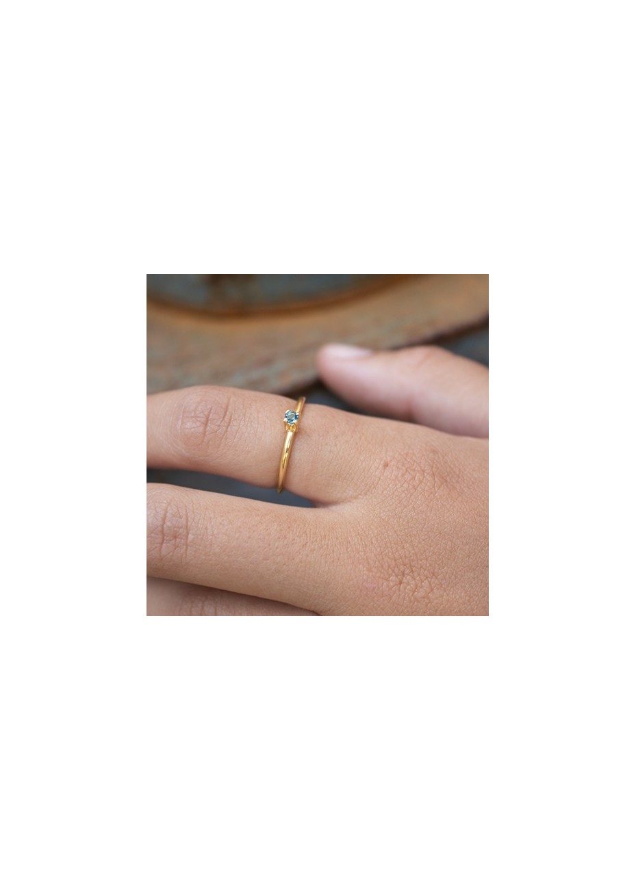 Anillo en Plata Chatón 2,5mm Blue London Gold
