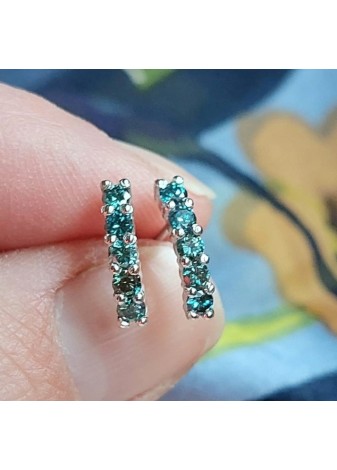 Pendientes en Oro Blanco Cinq Brillantes Azules