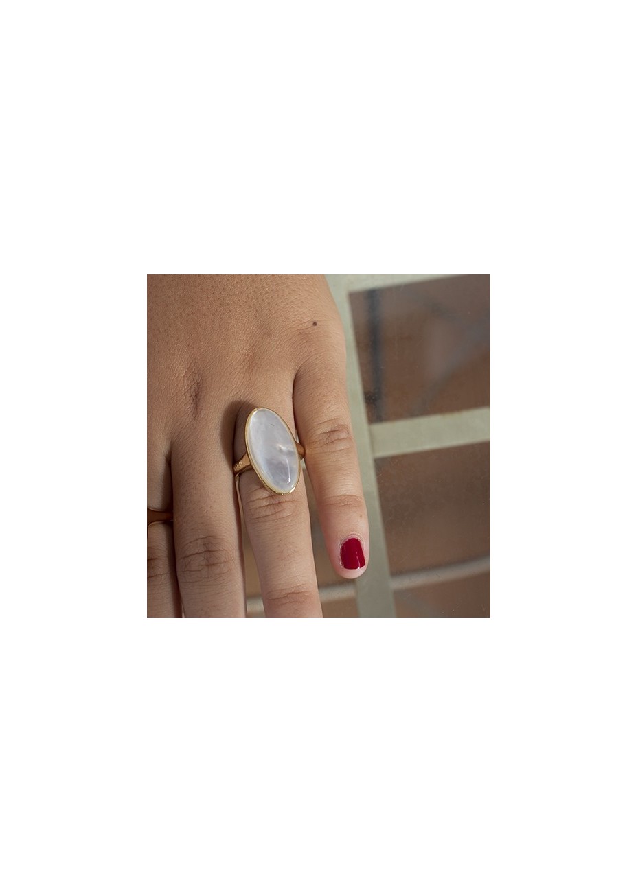 Anillo en Plata Madreperla Blanca y Cristal de Roca Oval de 20x12mm